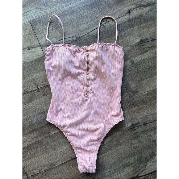 VIX PAULA HERMANNY Pink Romance Scales Buttons One Piece Swimwear SMALL - Picture 2 of 5